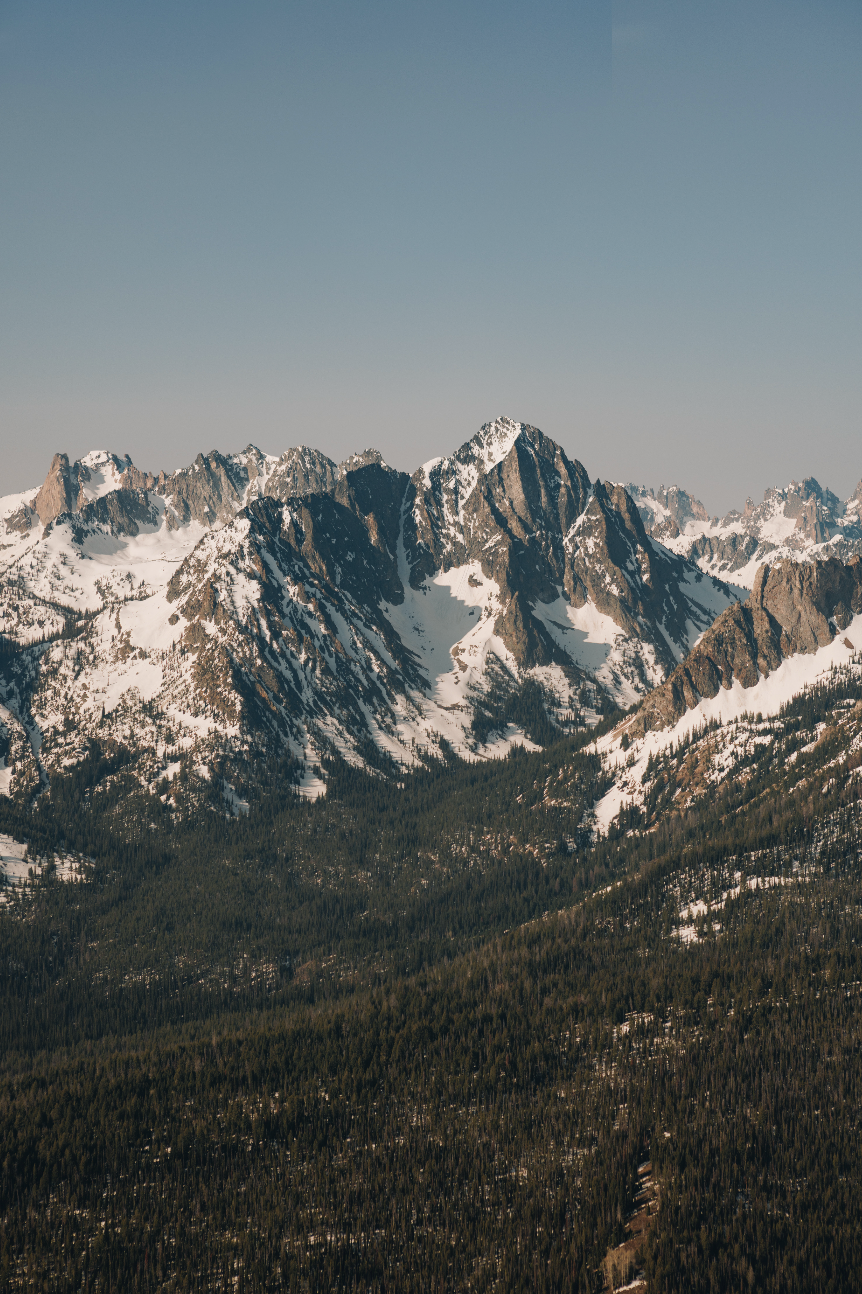 The Sawtooth Sickle Couloir